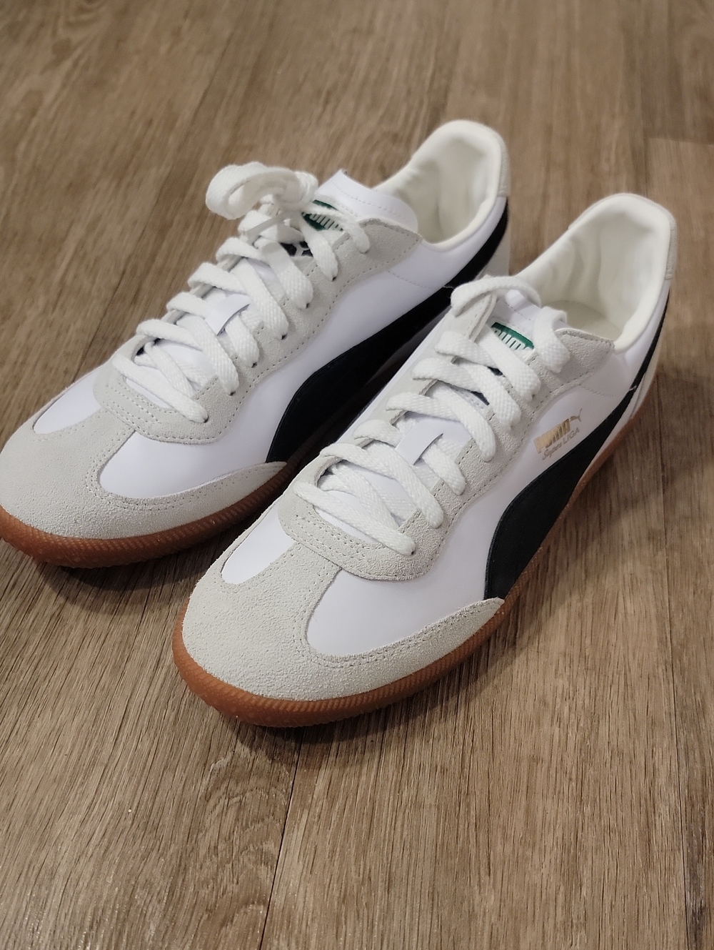 Puma Men’s La Liga OG Retro White and Black Sneakers with Gum Sole